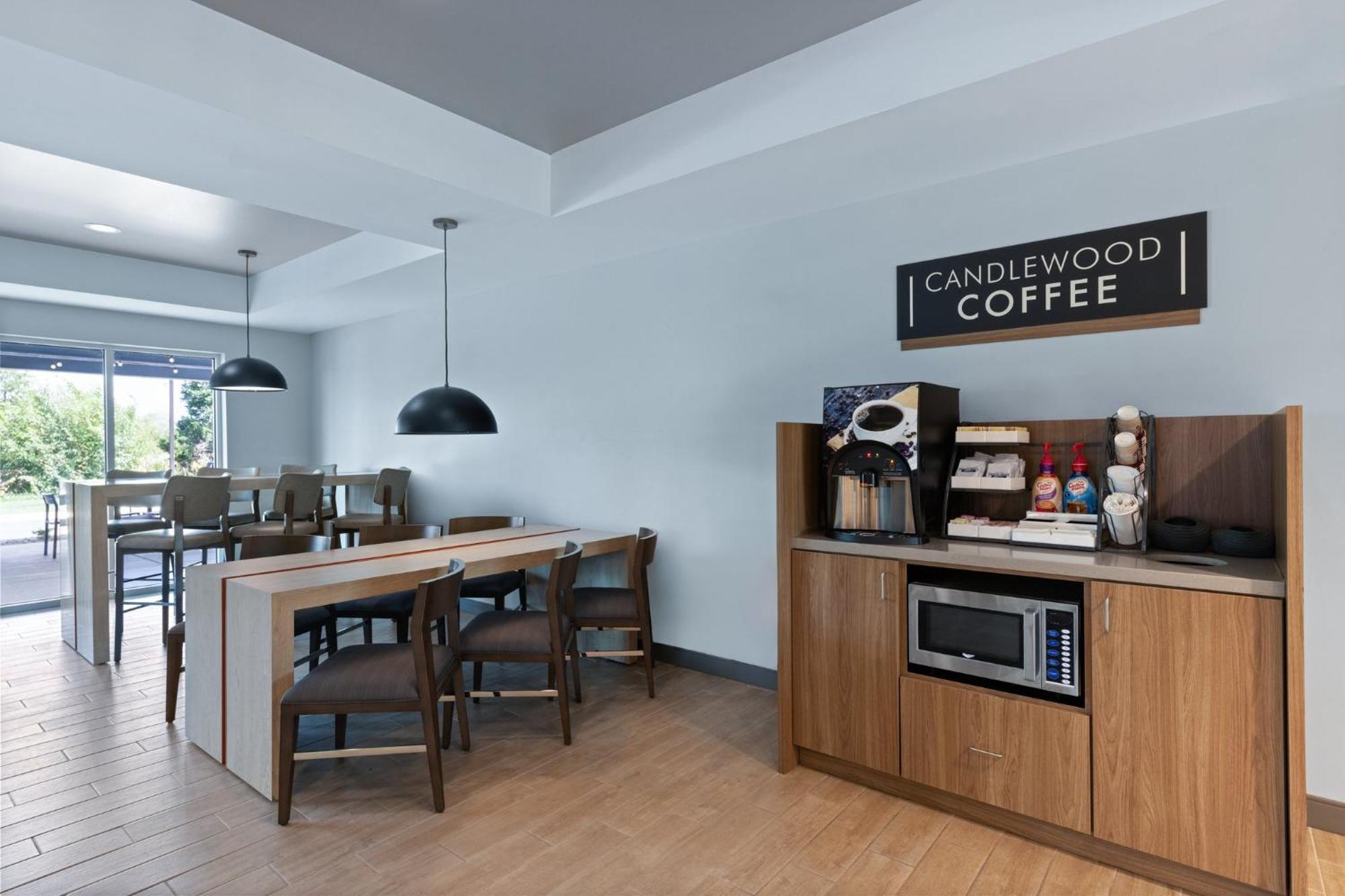 Candlewood Suites Mcpherson By Ihg 외부 사진